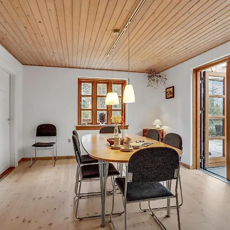 3 Bedroom In *